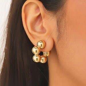 Geometric Sphere Ball C-Shaped Earrings Gold or Silver Tone